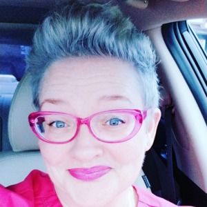 Meet your Posher, Carrie ann